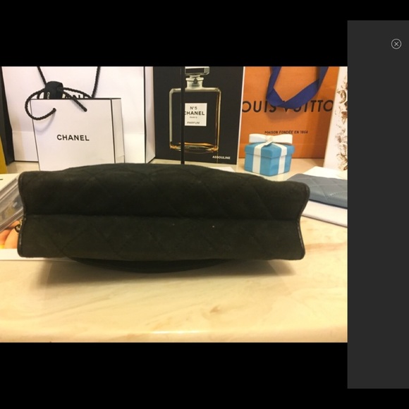 Authentic Chanel bag - Picture 4 of 8
